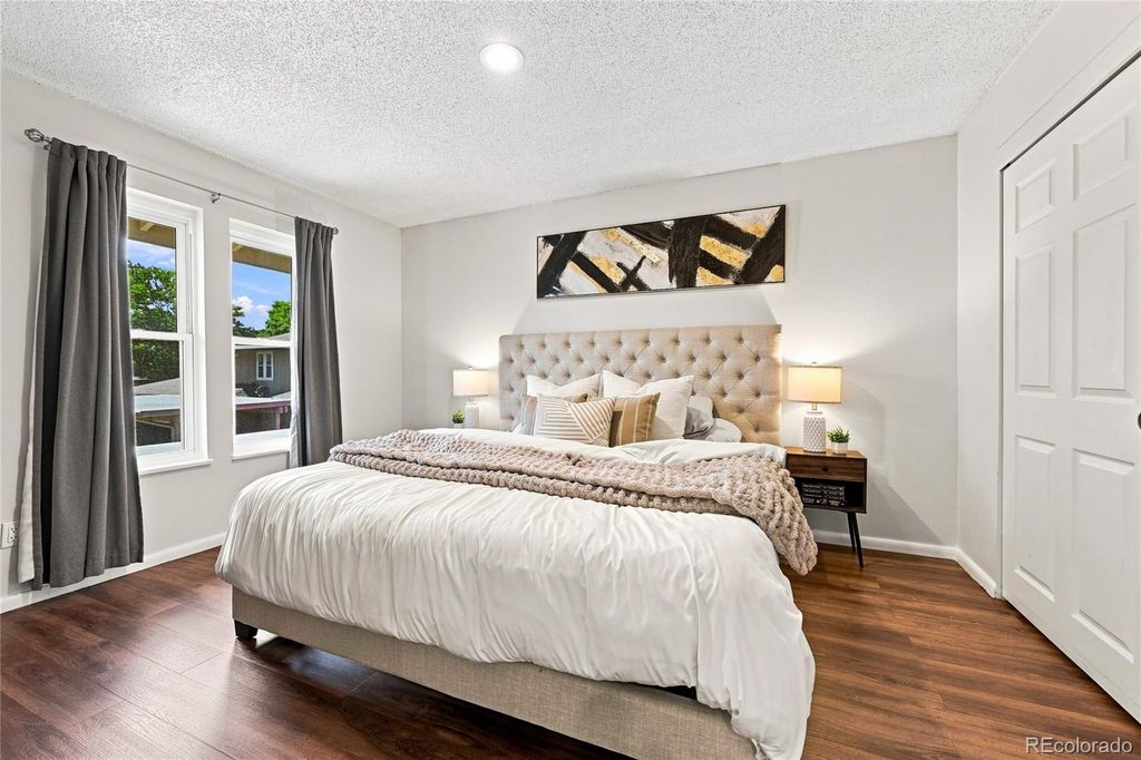 Image 13 of property listing at 6046 S Willow Way, Greenwood Village, CO 80111