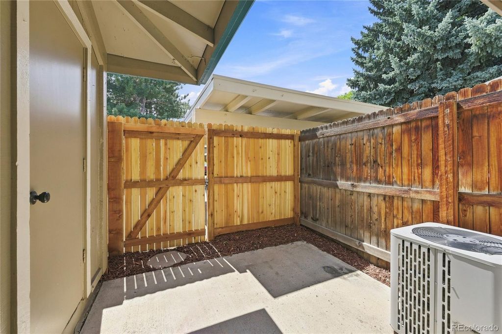 Image 20 of property listing at 6046 S Willow Way, Greenwood Village, CO 80111