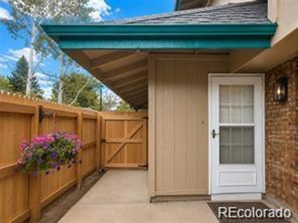 Image 28 of property listing at 6046 S Willow Way, Greenwood Village, CO 80111
