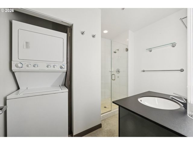 1030 Nw 12TH Ave 330, Portland, OR 97209