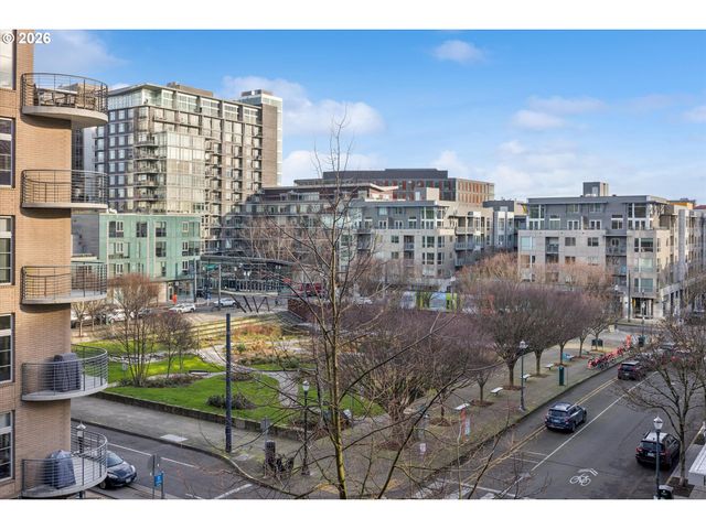 1030 Nw 12TH Ave 330, Portland, OR 97209