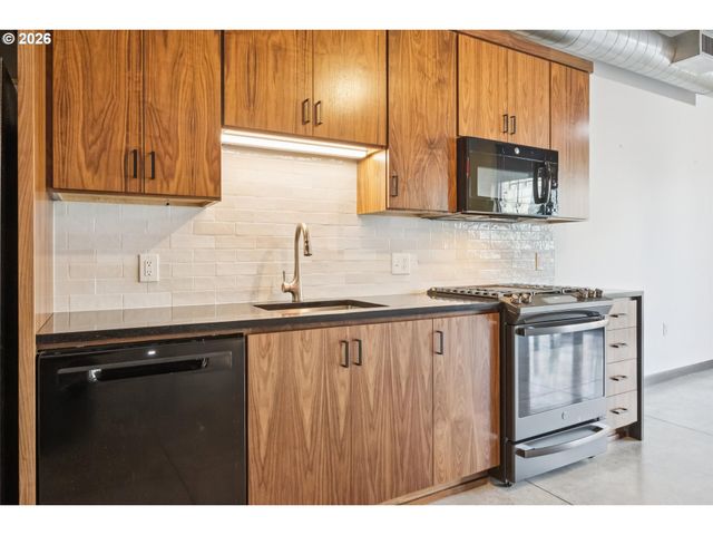 1030 Nw 12TH Ave 330, Portland, OR 97209