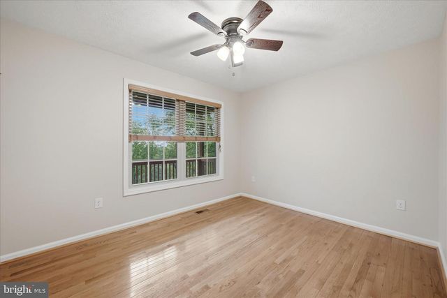 142 SPRING HOLLOW RD, Front Royal, VA 22630
