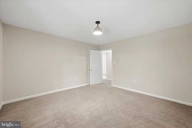 142 SPRING HOLLOW RD, Front Royal, VA 22630