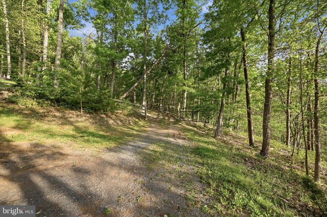 142 SPRING HOLLOW RD, Front Royal, VA 22630