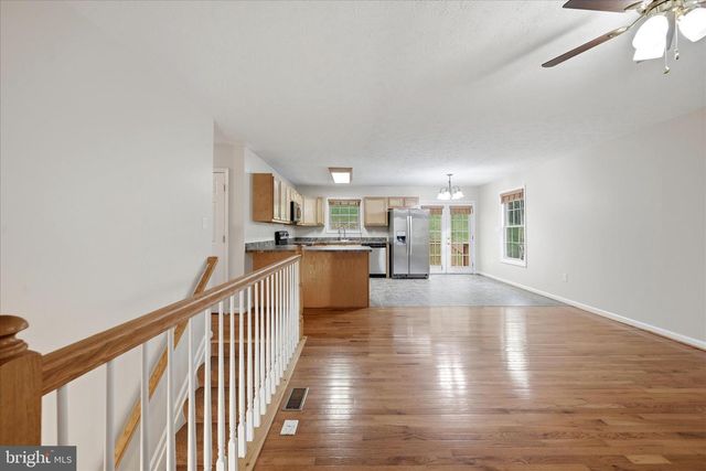 142 SPRING HOLLOW RD, Front Royal, VA 22630