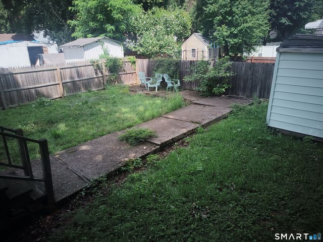 98 Holcomb Avenue, Stamford, CT 06906