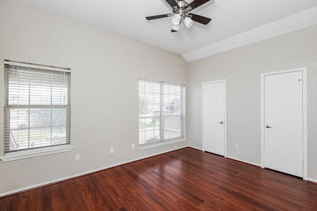 4713 Palm Ridge Drive, Fort Worth, TX 76133