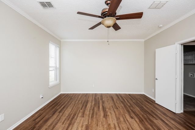 4713 Palm Ridge Drive, Fort Worth, TX 76133