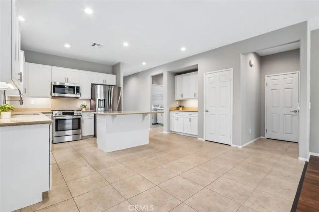 1624 Camino Cresta, Hemet, CA 92545