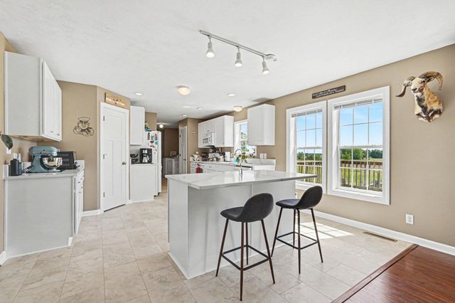 3325 Price Road, Ravenna Twp, MI 49451
