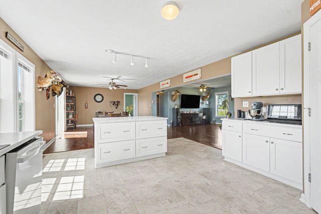 3325 Price Road, Ravenna Twp, MI 49451