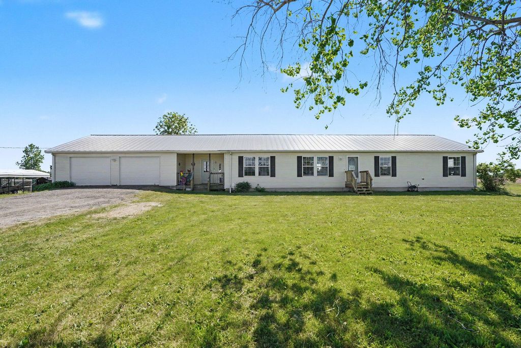 3325 Price Road, Ravenna Twp, MI 49451