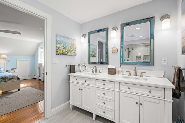 102 Elm St, Newbury, MA 01922
