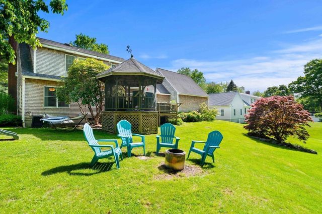 102 Elm St, Newbury, MA 01922