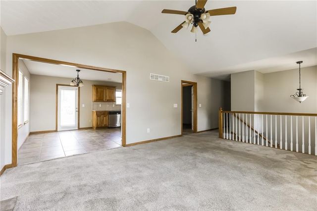 12210 E 56th Terrace, Kansas City, MO 64133