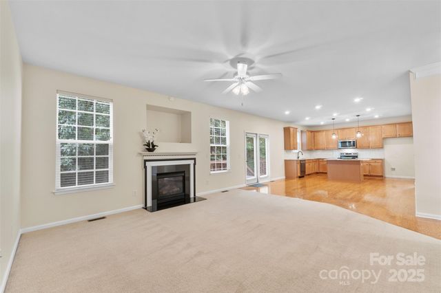 1043 Boxelder Lane, Charlotte, NC 28262