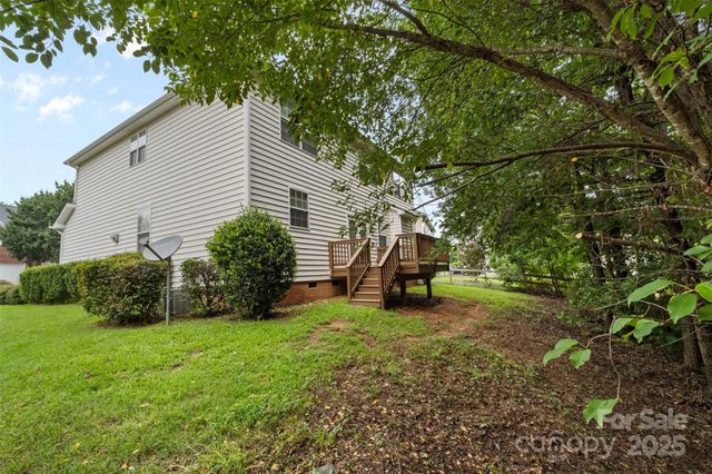 1043 Boxelder Lane, Charlotte, NC 28262