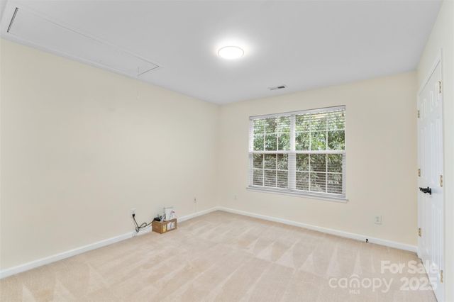 1043 Boxelder Lane, Charlotte, NC 28262
