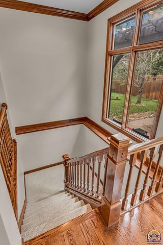 2801 SW Windermere DR, Topeka, KS 66614