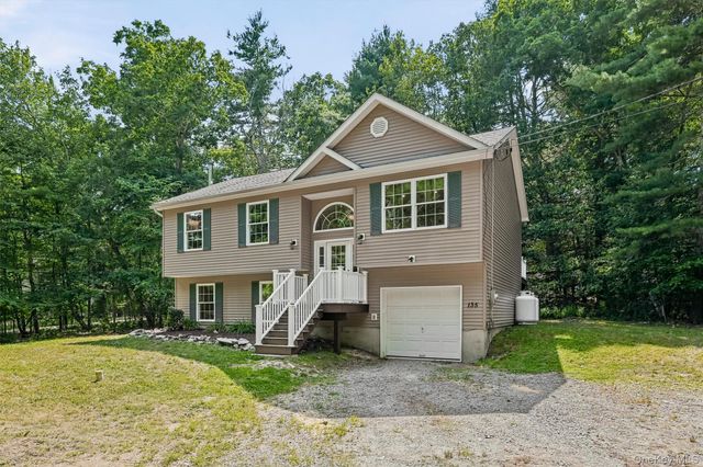 135 Old Forestburg Road, Sparrowbush, NY 12780