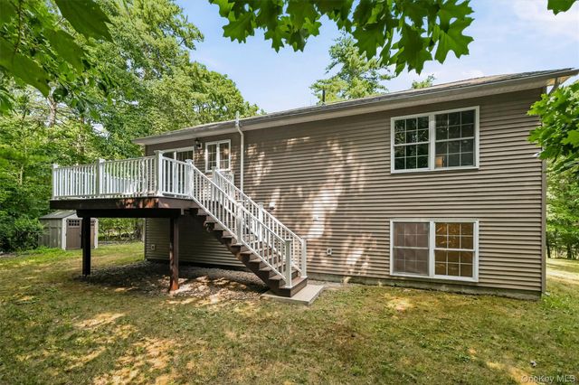 135 Old Forestburg Road, Sparrowbush, NY 12780