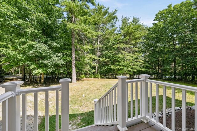 135 Old Forestburg Road, Sparrowbush, NY 12780