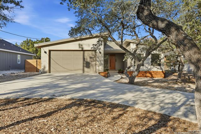 574 Indian Scout, Spring Branch, TX 78070