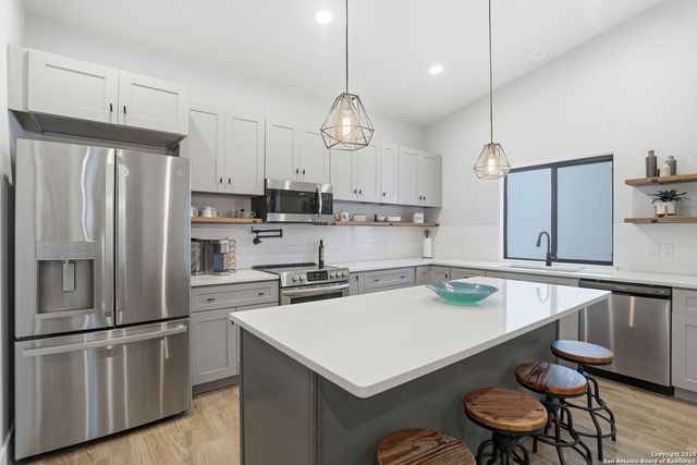 574 Indian Scout, Spring Branch, TX 78070