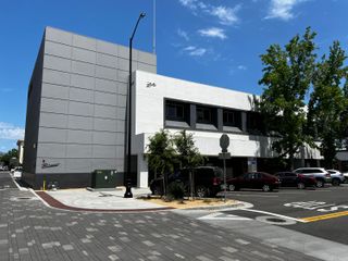 1320 Yuba Street, B-10, Redding, CA 96001