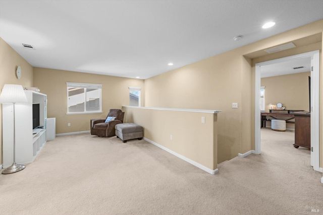 7079 Westminster Ct, Vacaville, CA 95687