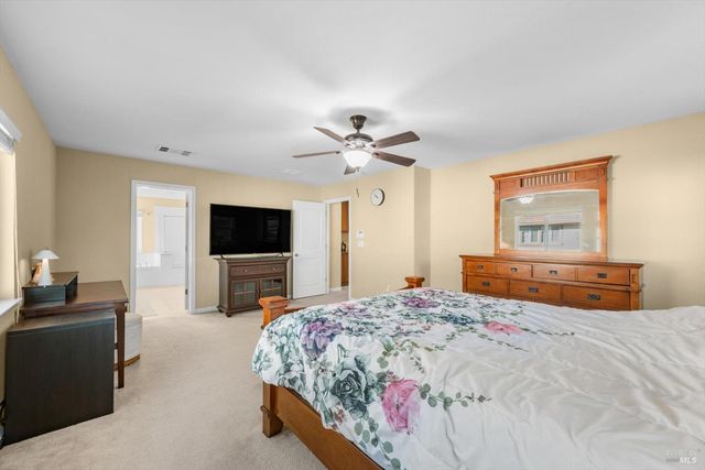 7079 Westminster Ct, Vacaville, CA 95687