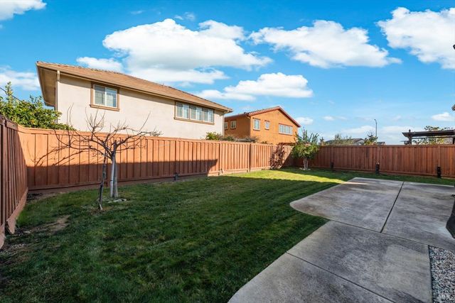 7079 Westminster Ct, Vacaville, CA 95687