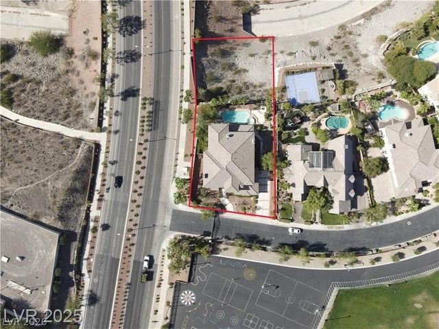 861 Majestic Ridge Court, Henderson, NV 89052