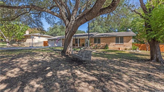 111 Mission, New Braunfels, TX 78130