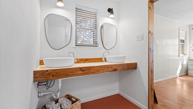 111 Mission, New Braunfels, TX 78130