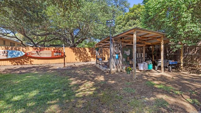 111 Mission, New Braunfels, TX 78130