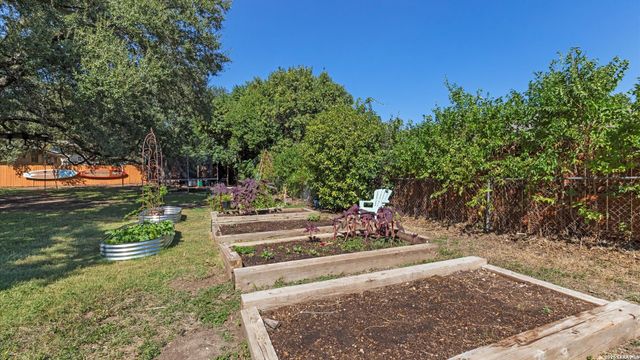 111 Mission, New Braunfels, TX 78130