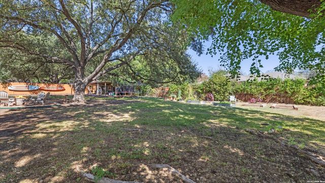 111 Mission, New Braunfels, TX 78130