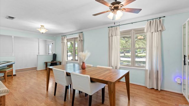 111 Mission, New Braunfels, TX 78130