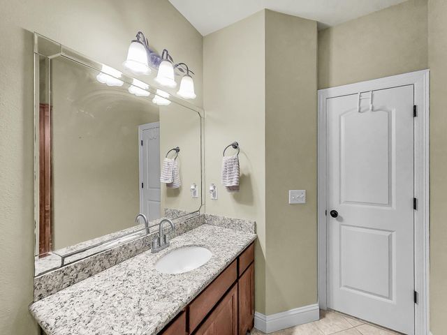 105 Jorden Gage Lane, Lumberton, TX 77657