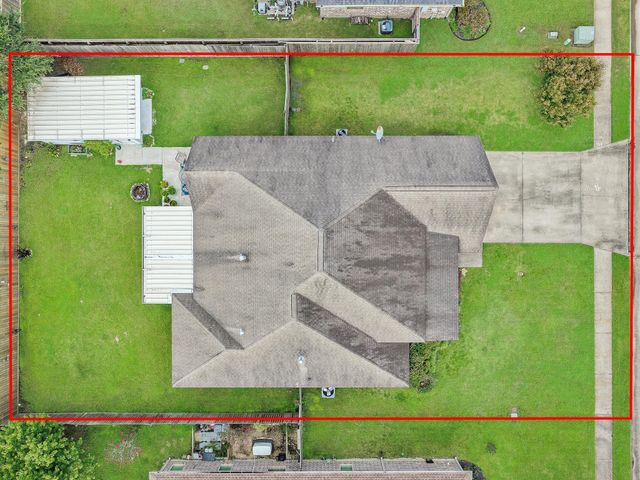 105 Jorden Gage Lane, Lumberton, TX 77657