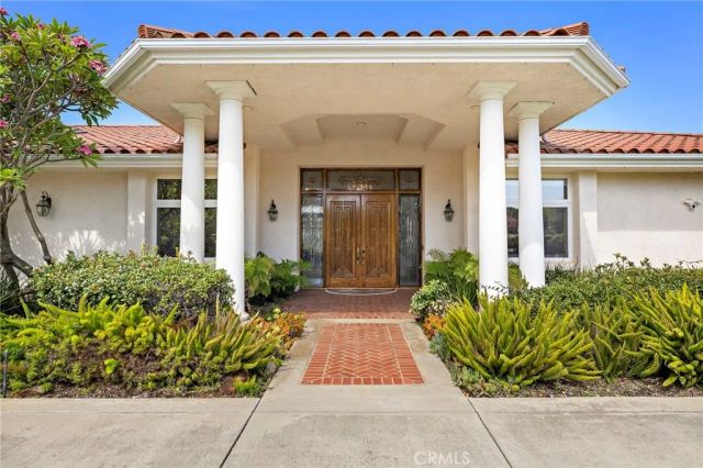 647 tumble creek Lane, Fallbrook, CA 92028