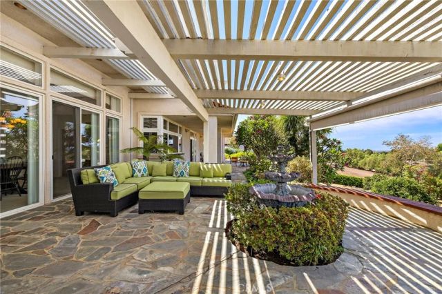647 tumble creek Lane, Fallbrook, CA 92028
