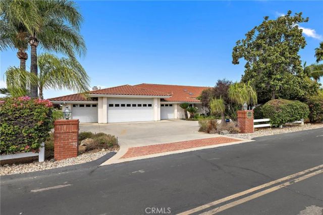 647 tumble creek Lane, Fallbrook, CA 92028
