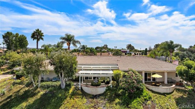 647 tumble creek Lane, Fallbrook, CA 92028
