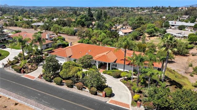 647 tumble creek Lane, Fallbrook, CA 92028