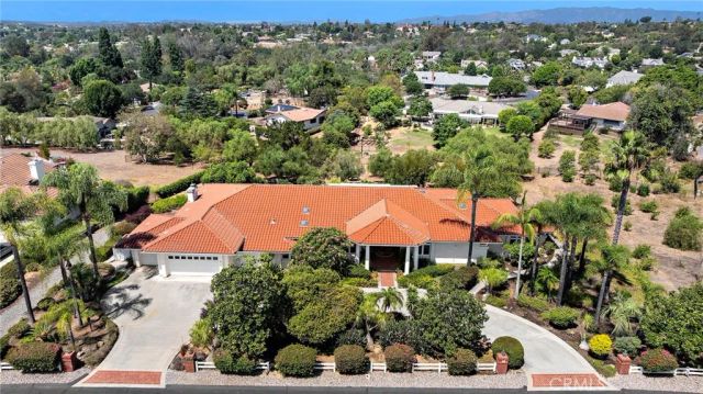 647 tumble creek Lane, Fallbrook, CA 92028