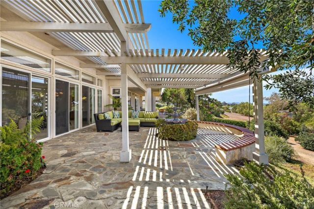 647 tumble creek Lane, Fallbrook, CA 92028