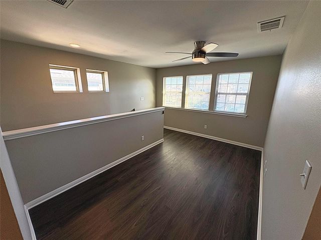 240 Arabian Colt DR, Georgetown, TX 78626